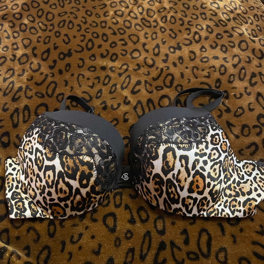 Victoria’s secret bra